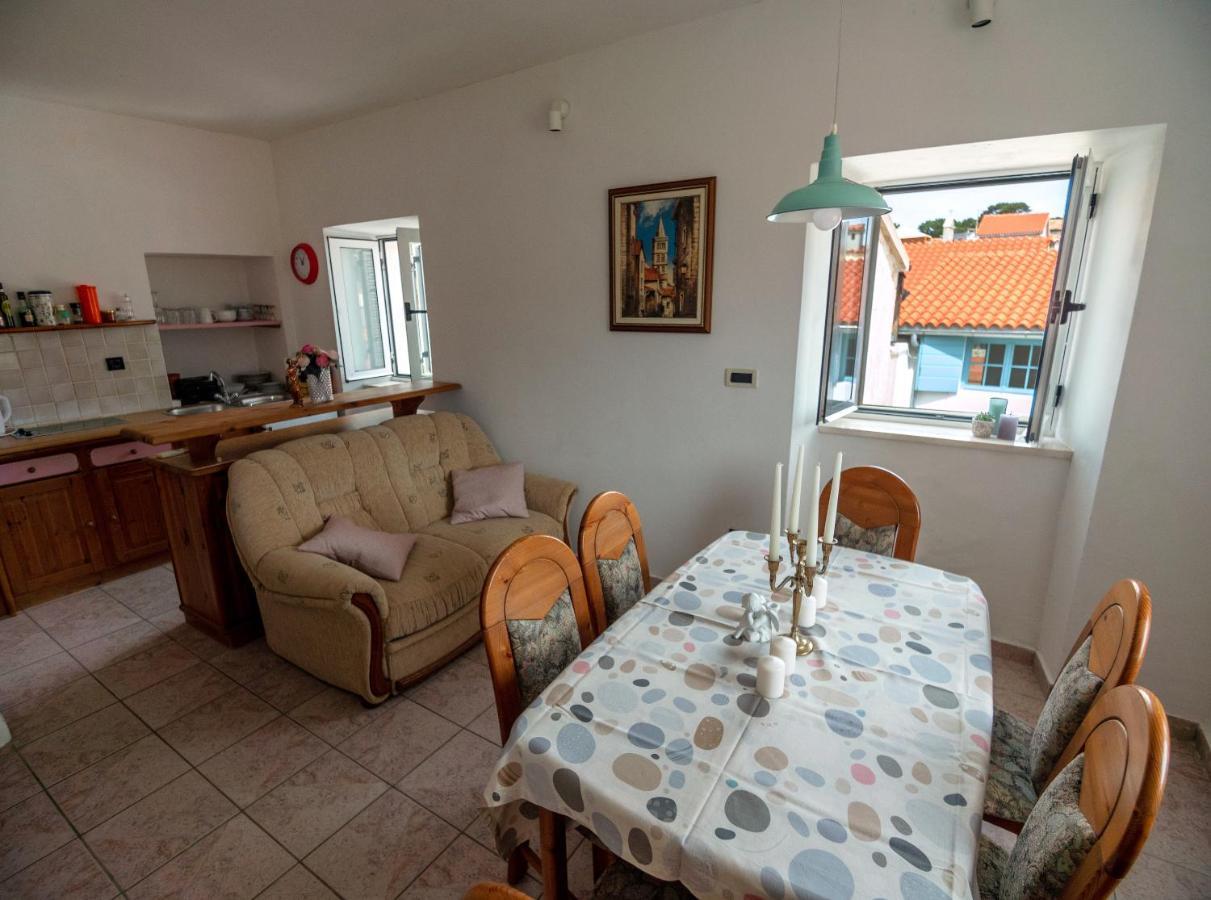 Luise - Four Towers Apartments Rab Town Esterno foto