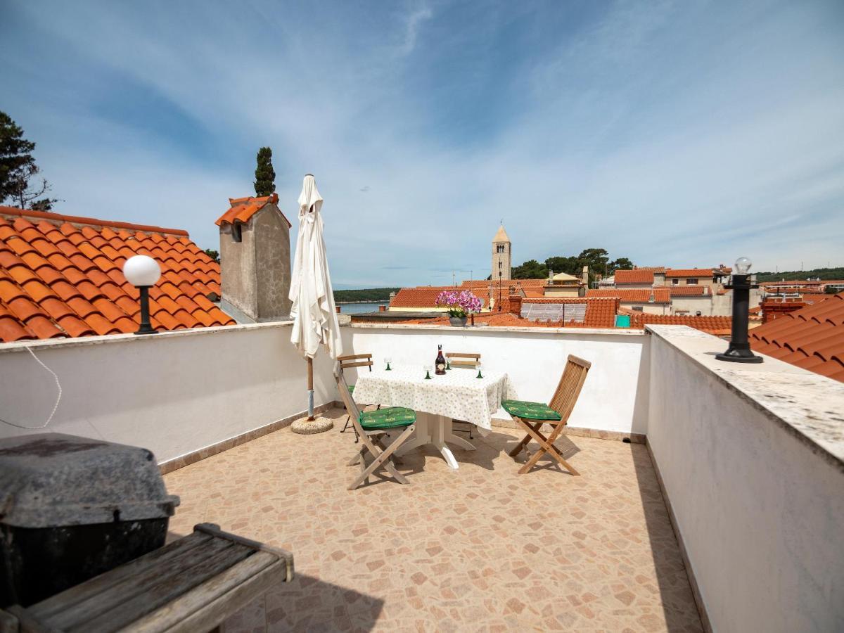 Luise - Four Towers Apartments Rab Town Esterno foto