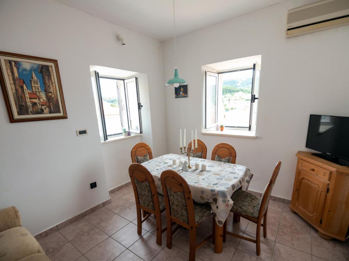 Luise - Four Towers Apartments Rab Town Esterno foto