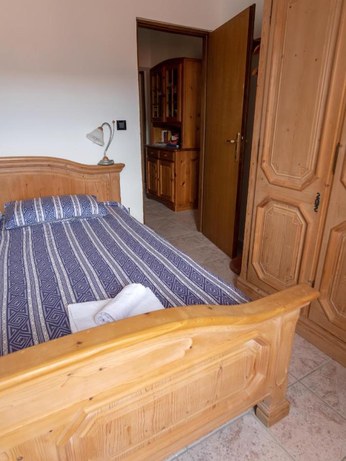 Luise - Four Towers Apartments Rab Town Esterno foto