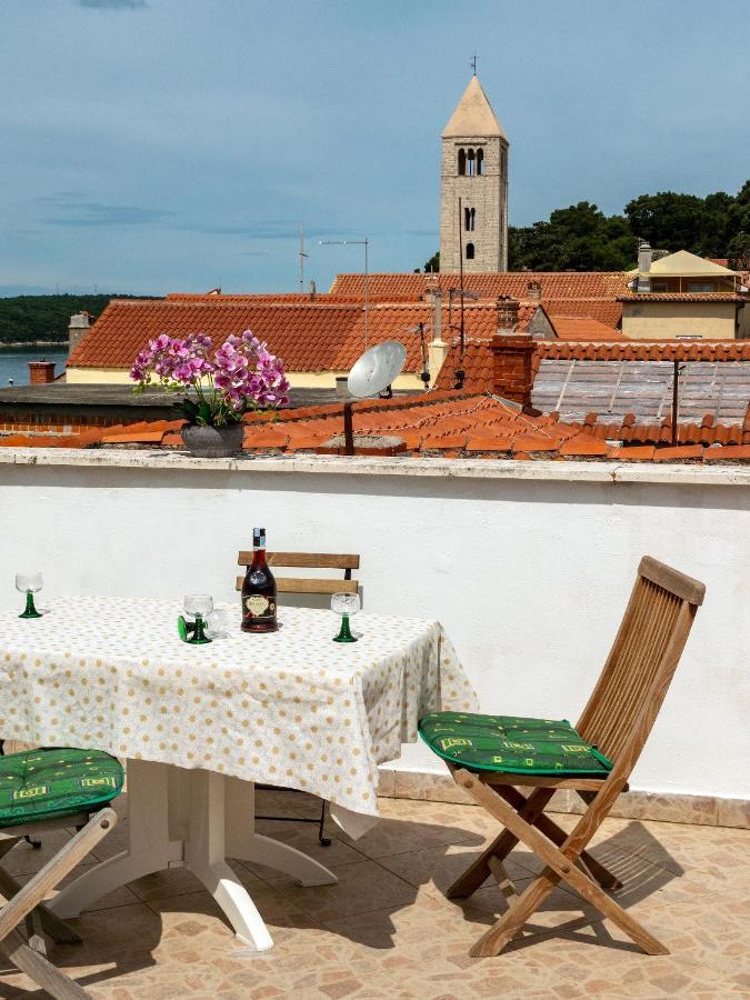 Luise - Four Towers Apartments Rab Town Esterno foto